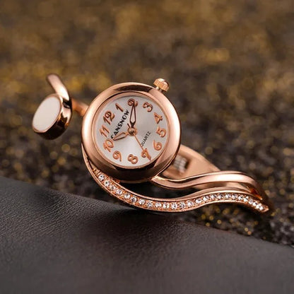 New Luxury Lady Watches Bracelet Watch Gold Silver Small Dial Dress Quartz Wristwatch Gift for Women Fashion